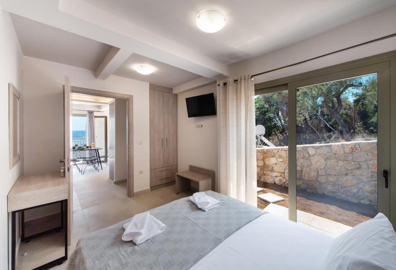 Villelia View Villas 2 Apolpaina エクステリア 写真