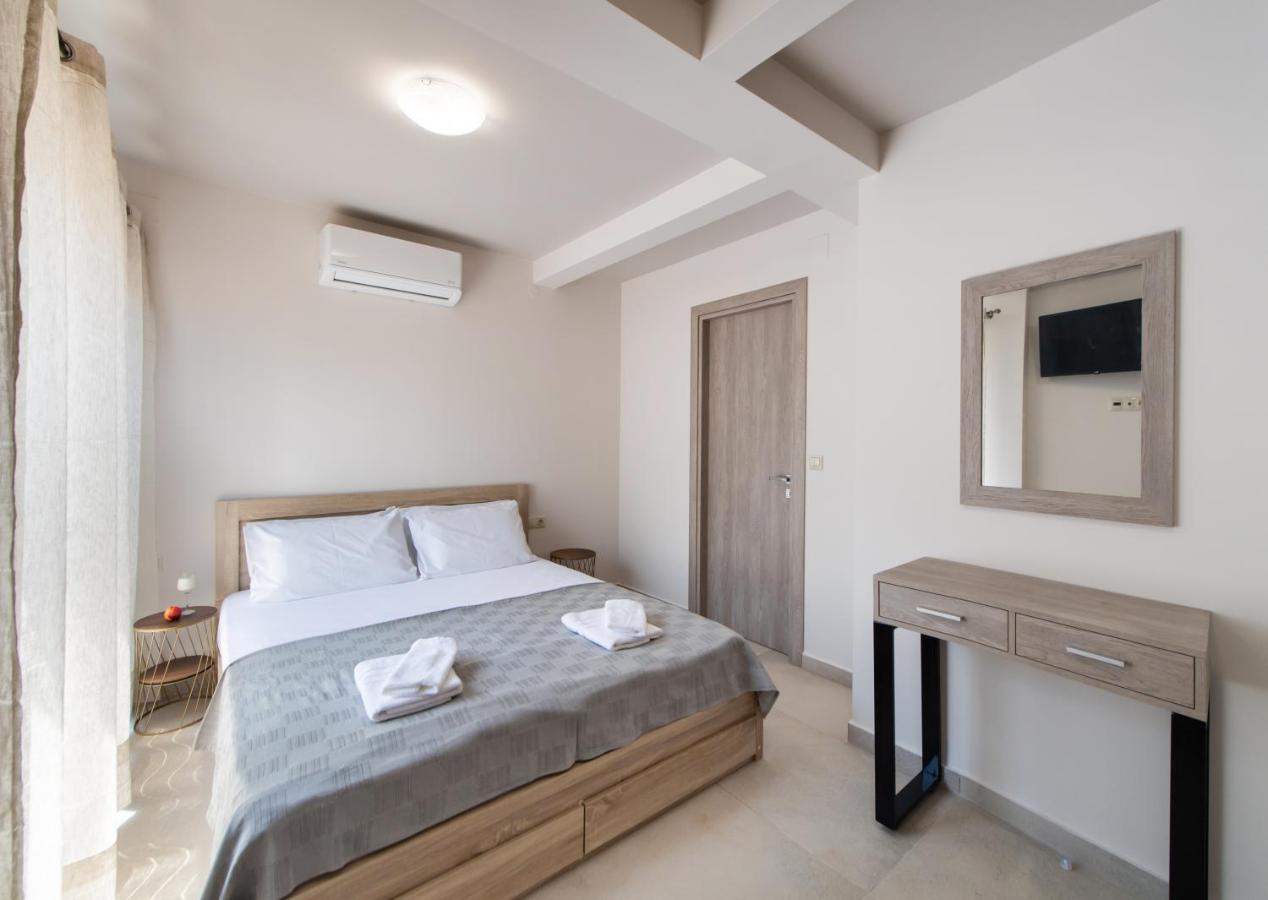 Villelia View Villas 2 Apolpaina エクステリア 写真